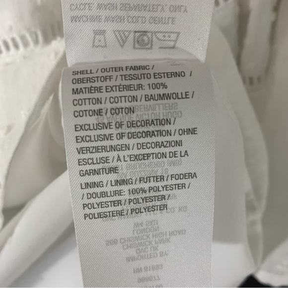 2/$35 Isaac Mizrahi Swiss Dot Blouse Ruffle Slvs - Picture 12 of 14